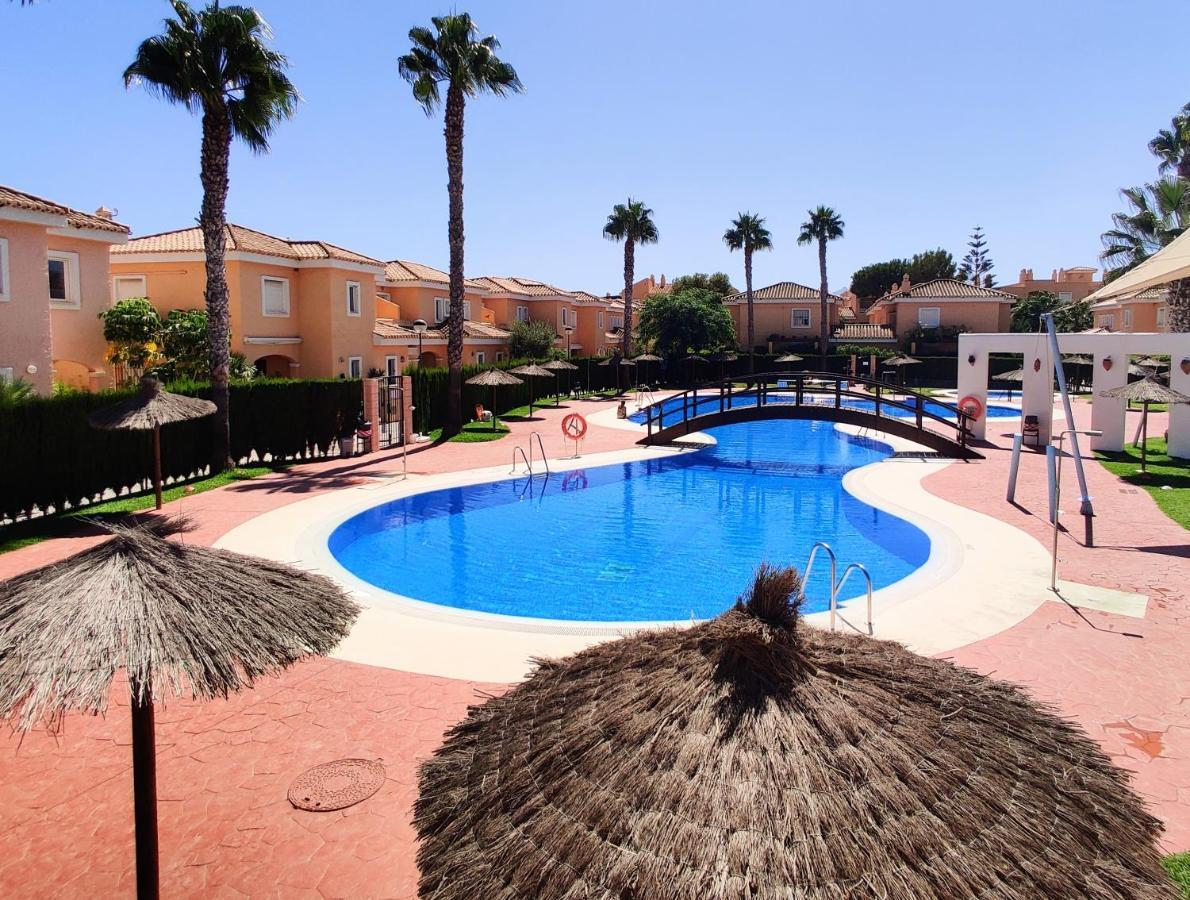 Villa Laguna - Your Duplex In The Sun! เบรา ภายนอก รูปภาพ